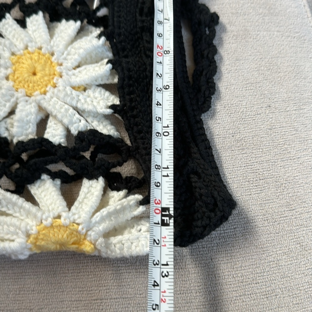 Julia Crochet Set - Picture 5 of 9